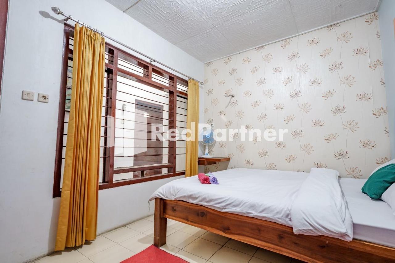 Nafisa Homestay Syariah Near Jatim Park 3 Batu Mitra Reddoorz 玛琅 外观 照片